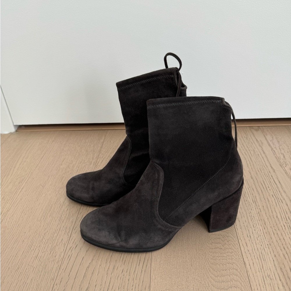Stuart Weitzman Grey Suede Bottie